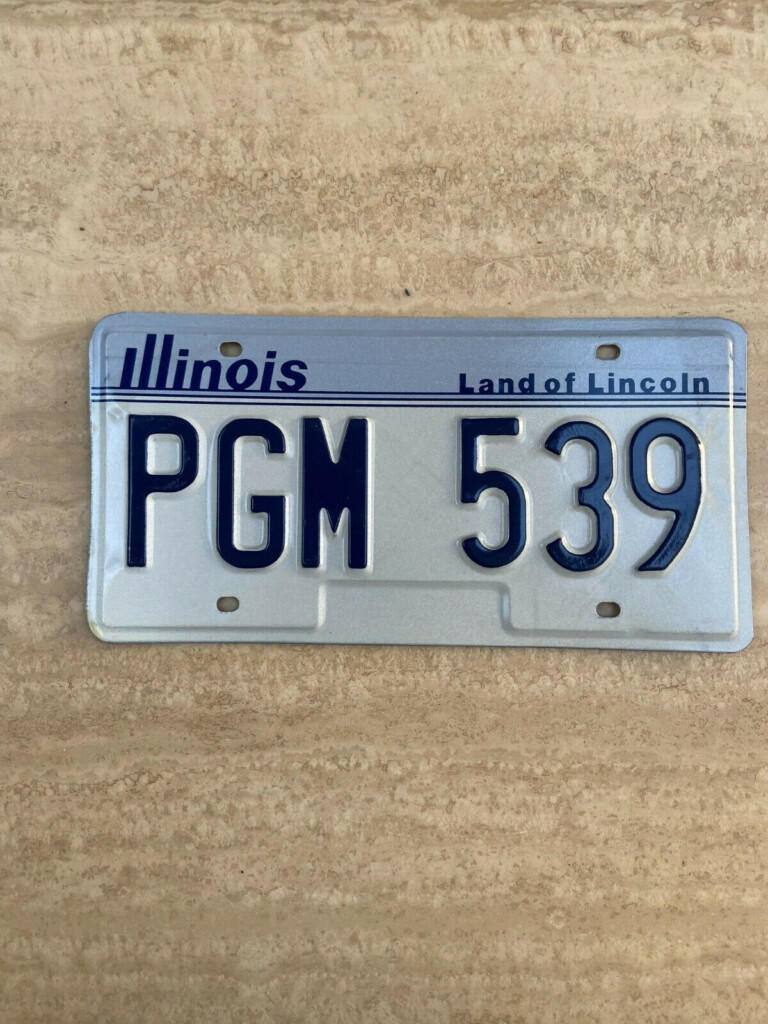 American License Number Plate ILLINOIS Metal Original Vintage USA State 